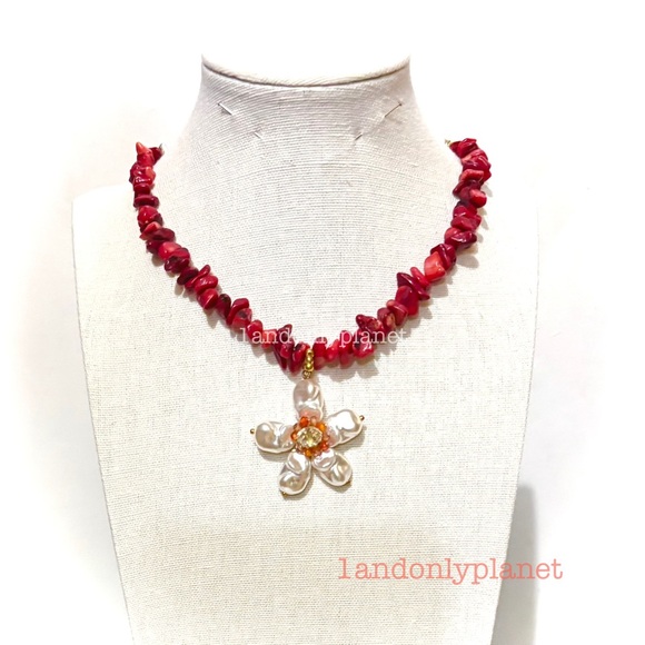🌹HP🌹Just in✨NEW✨Elegant Coral Red Freshwater Pearl Floral Beaded Choker Necklace - Picture 4 of 4
